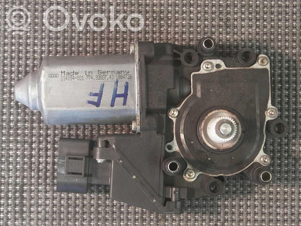 Silnik regulatora szyby drzwi przednich