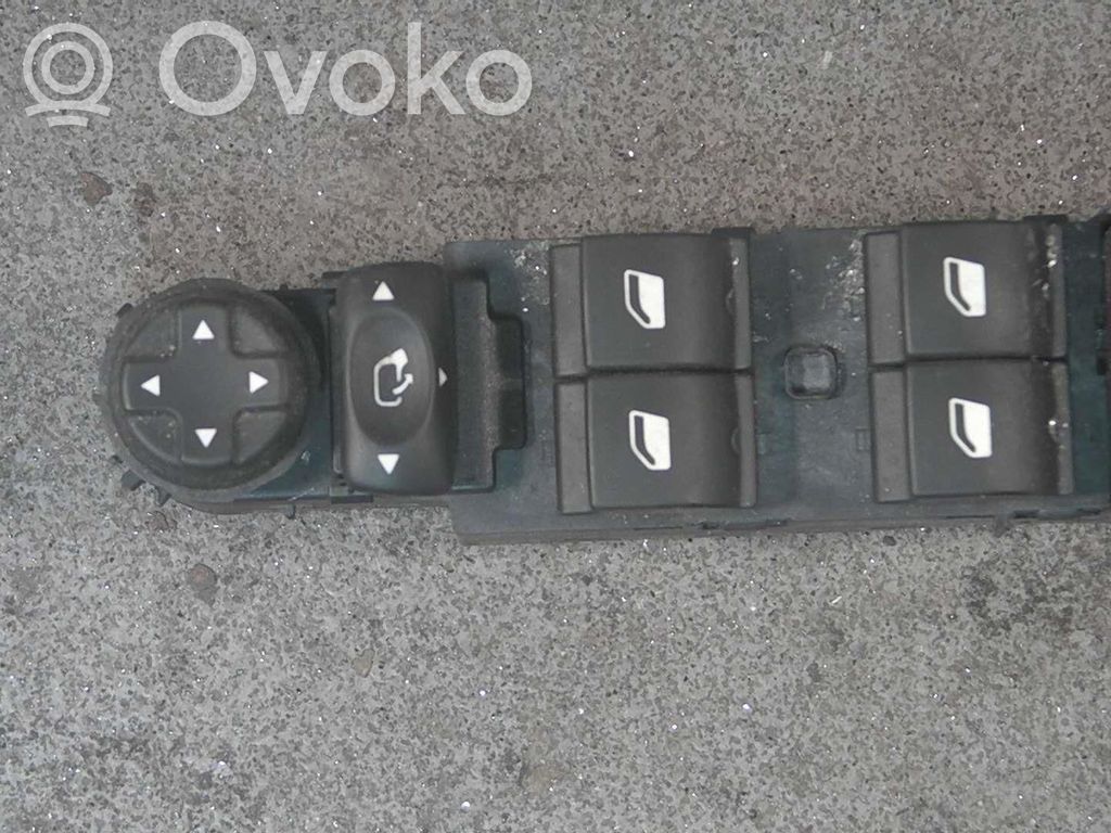 Citroen C4 II Electric window control switch 