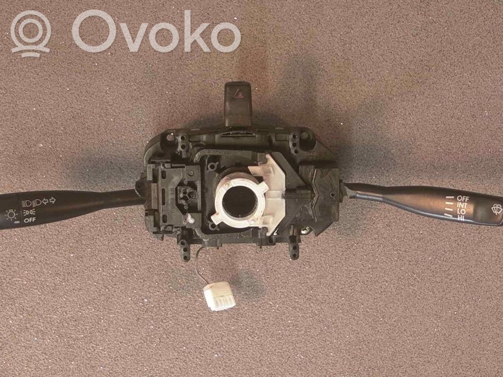Daihatsu Sirion Interruptor/palanca de limpiador de luz de giro 