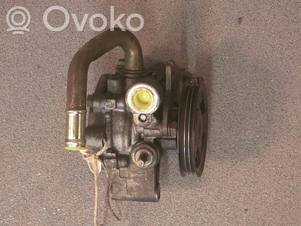 Ohjaustehostimen pumppu   KYB