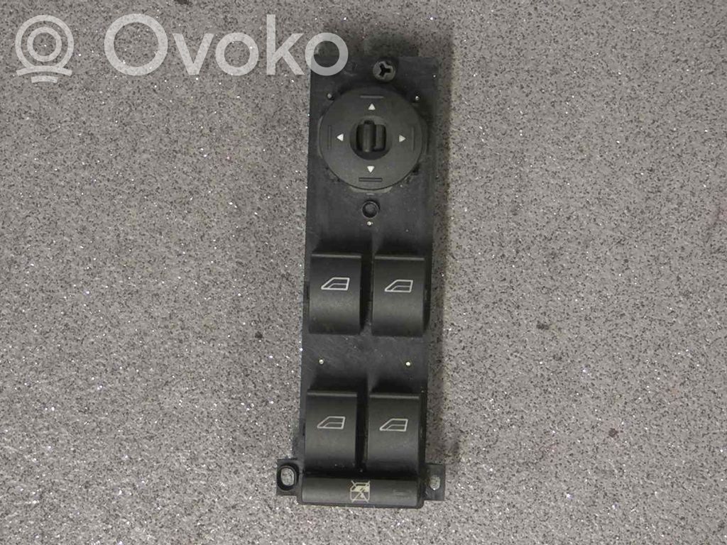 Interruptor del elevalunas eléctrico   3M5T14A132AF