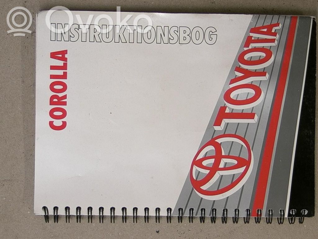 Toyota Corolla E110 Carte/manual proprietar cu istoric service