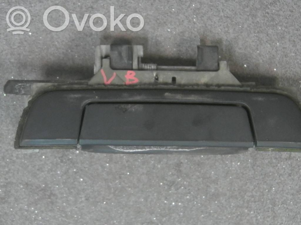 Etuoven ulkokahva