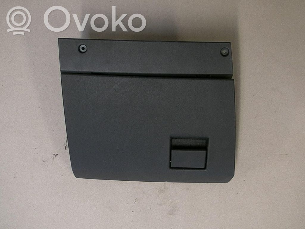 Compartimiento/consola central del panel