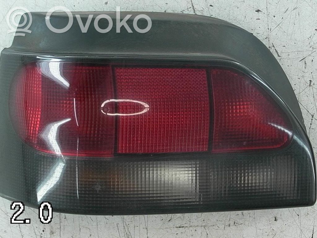 Renault Clio I Takavalon polttimo 