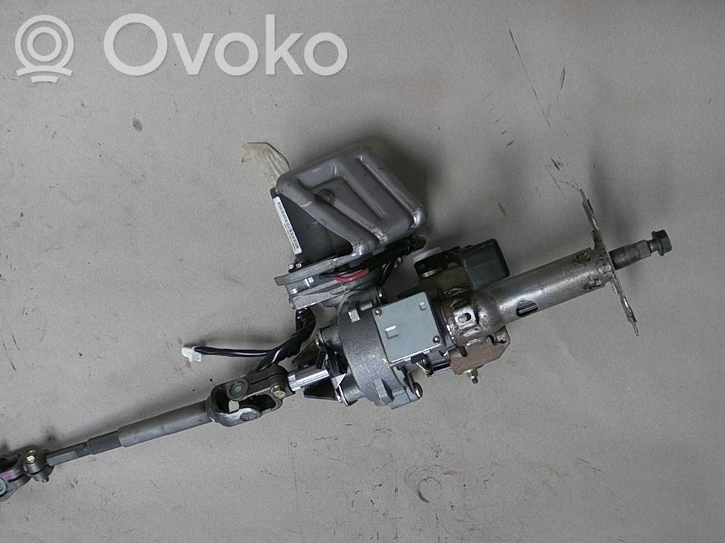 Toyota Yaris Ohjauspyörän akseli 