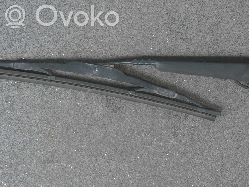 Ford Focus Front wiper blade arm 