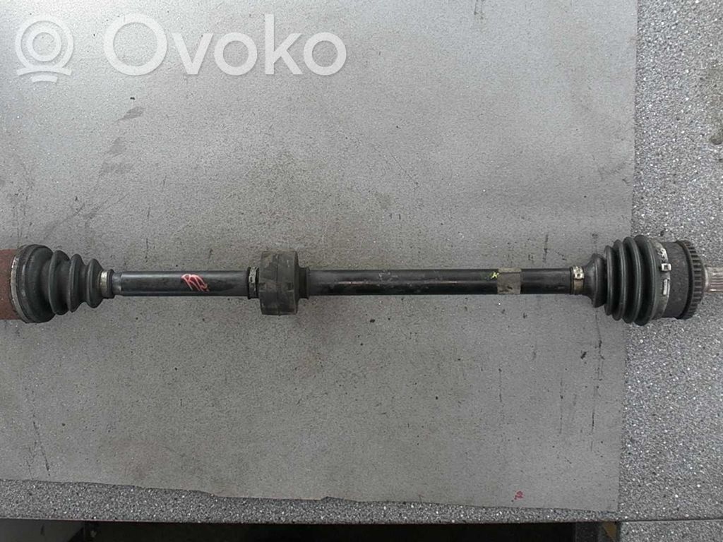 Nissan Primera Priekšējā pusass 