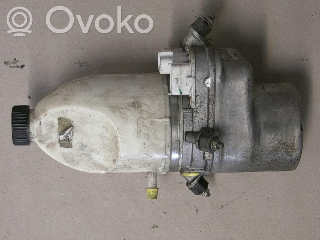 Ohjaustehostimen pumppu