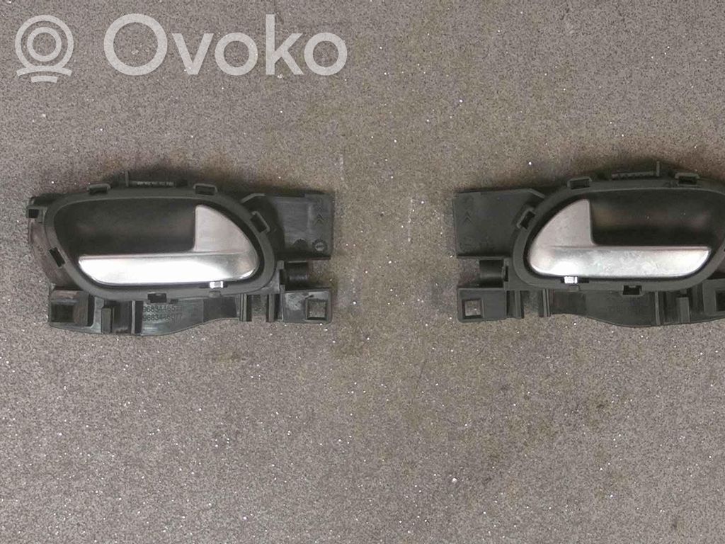 Manecilla interna puerta delantera   2STK