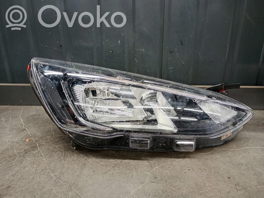 Ford Focus Headlight/headlamp 