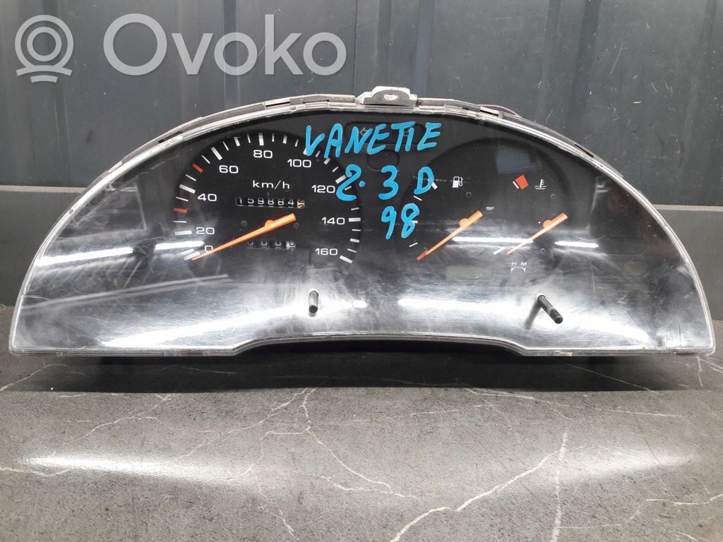 Nissan Vanette Tachimetro (quadro strumenti) 