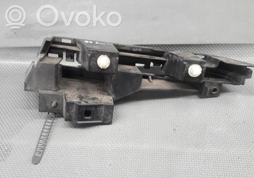 Rear bumper mounting bracket   7006823A