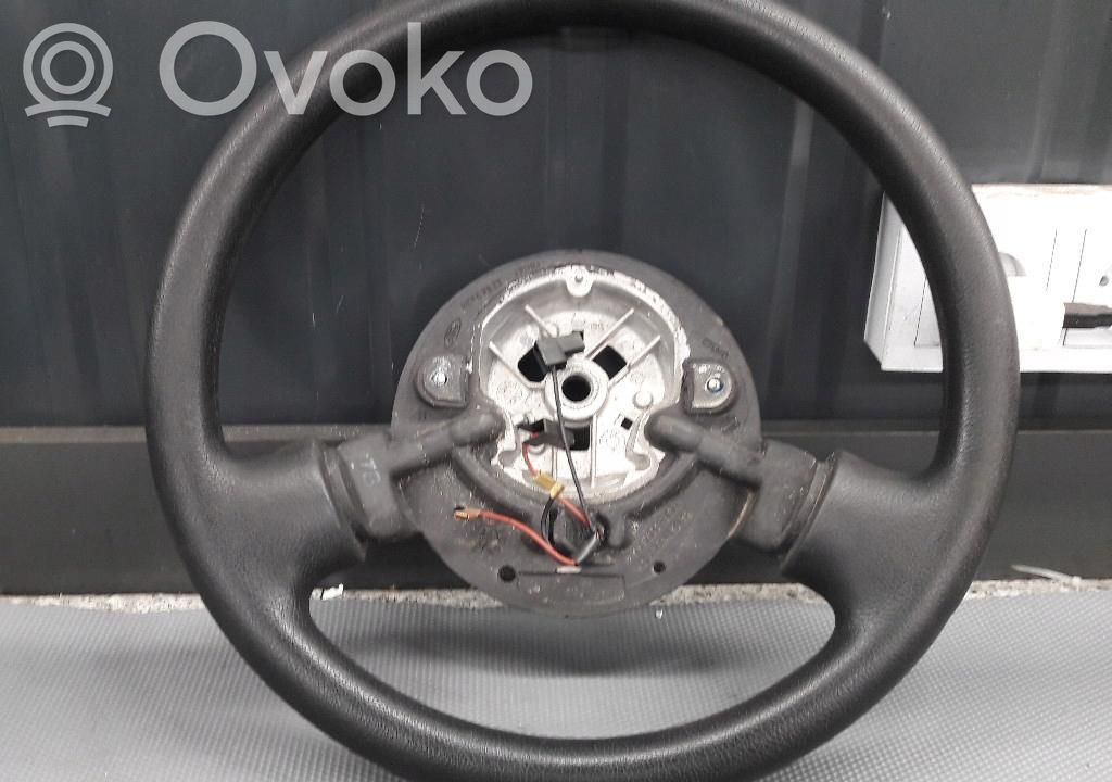 Ford Fiesta Ohjauspyörä 