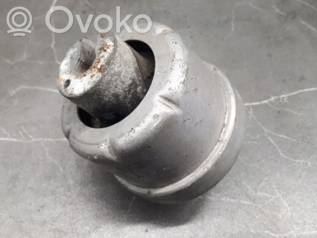 Opel Corsa C Engine mount vacuum valve 