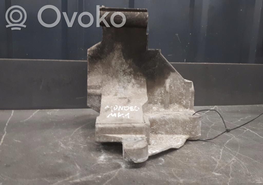 Ford Mondeo MK I Engine mounting bracket 