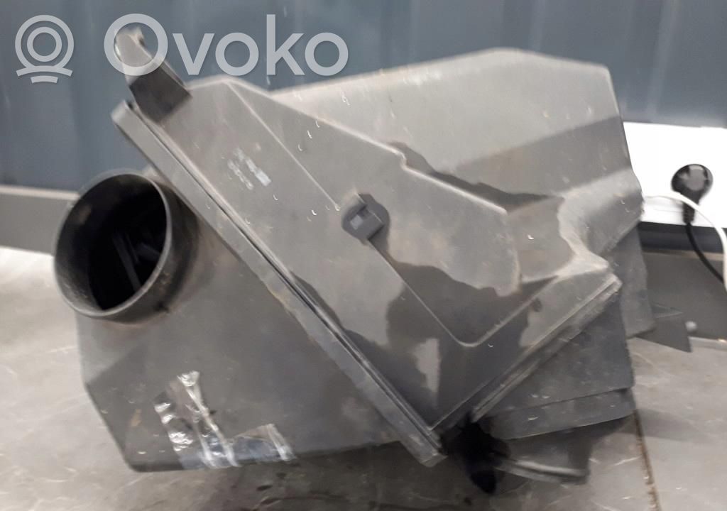 Audi A6 C7 Ilmansuodattimen kotelo 