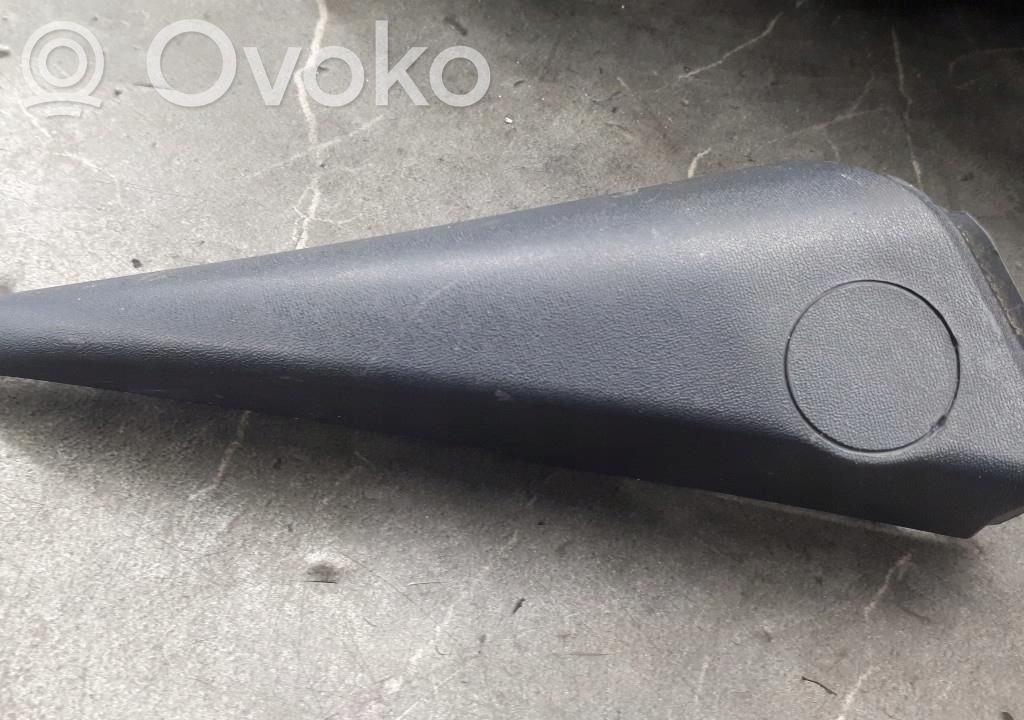 Puerta delantera   MR951580