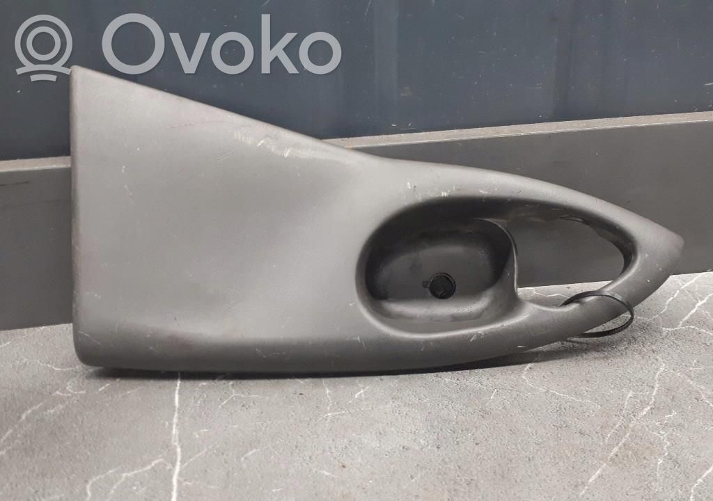 Ford Focus Wiper trim 