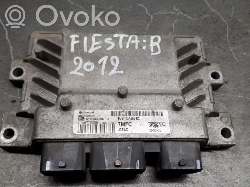 Ford Fiesta Unité de commande, module ECU de moteur 