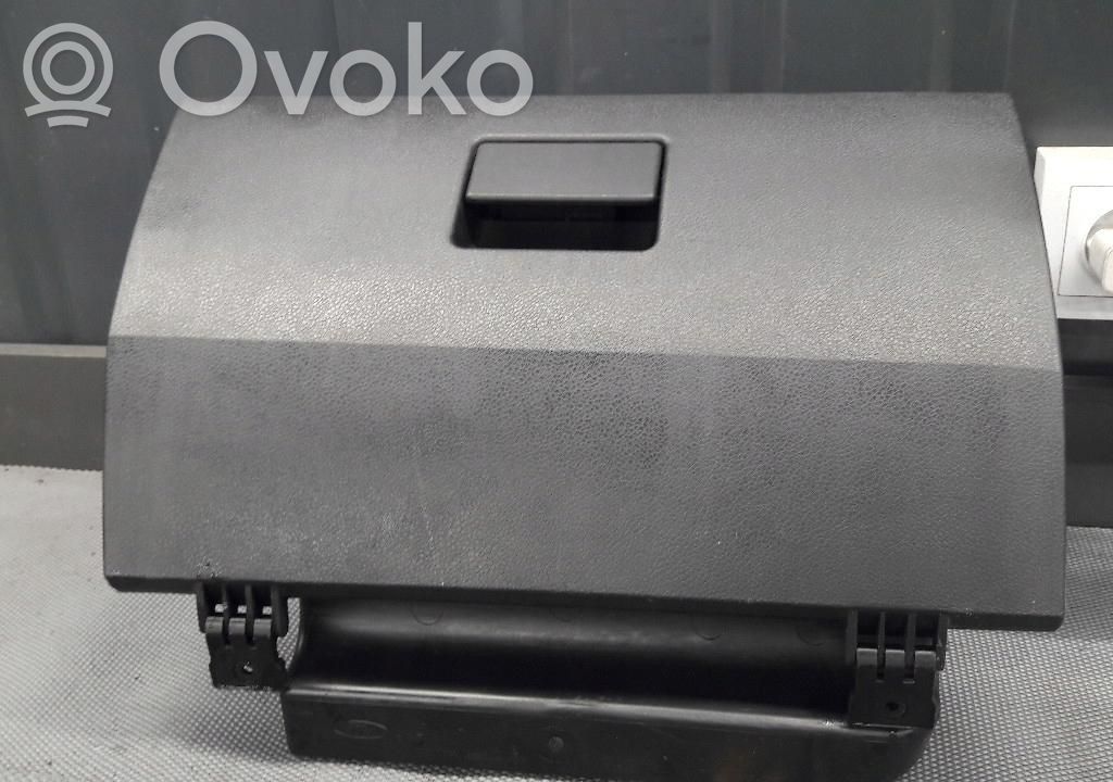 Guantera   2S61A06024ADW