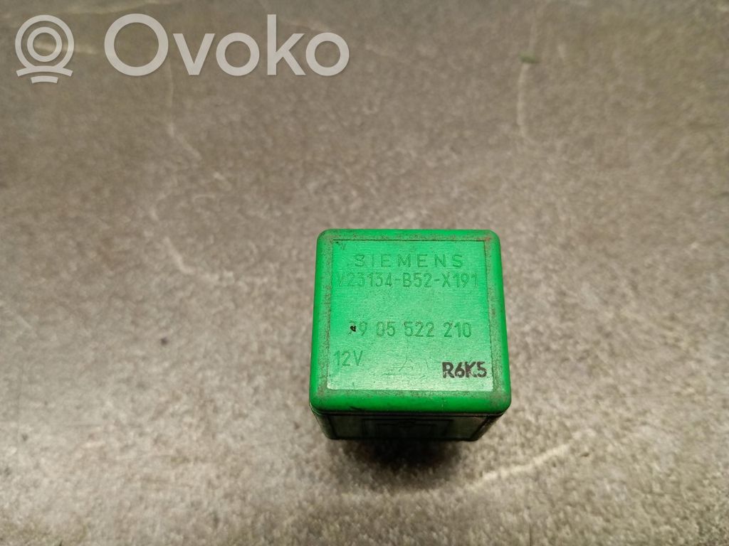 Peugeot 106 Relais Kraftstoffpumpe 