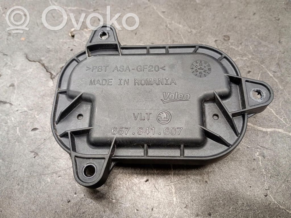Skoda Scala Lampa przednia 