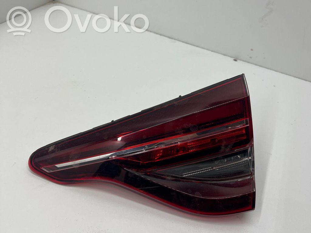 Renault Clio V Tailgate rear/tail lights 