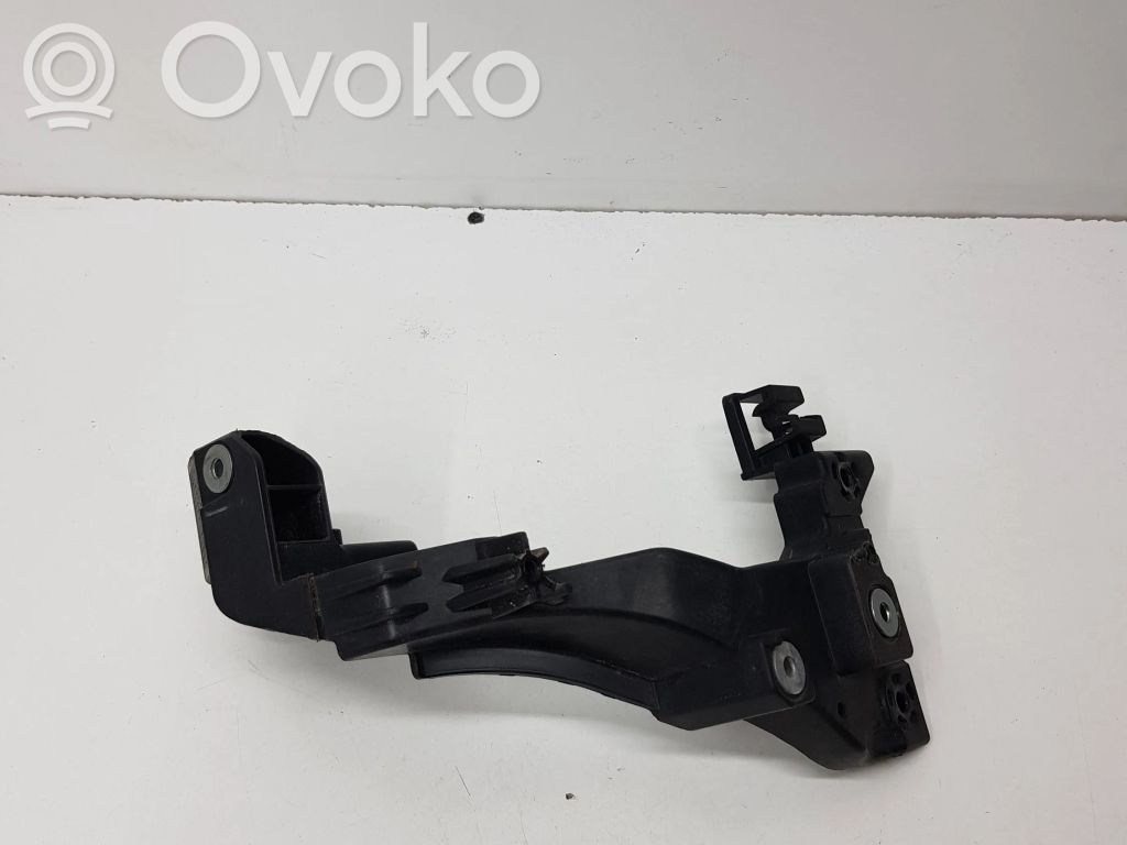KIA Ceed Headlight/headlamp mounting bracket 