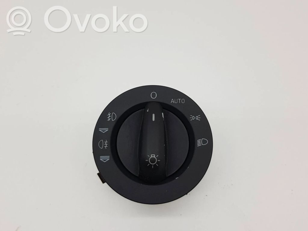 Audi Q7 4L Light switch 