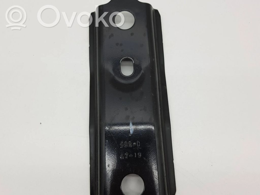 Renault Clio V Lokasuojan kannake 