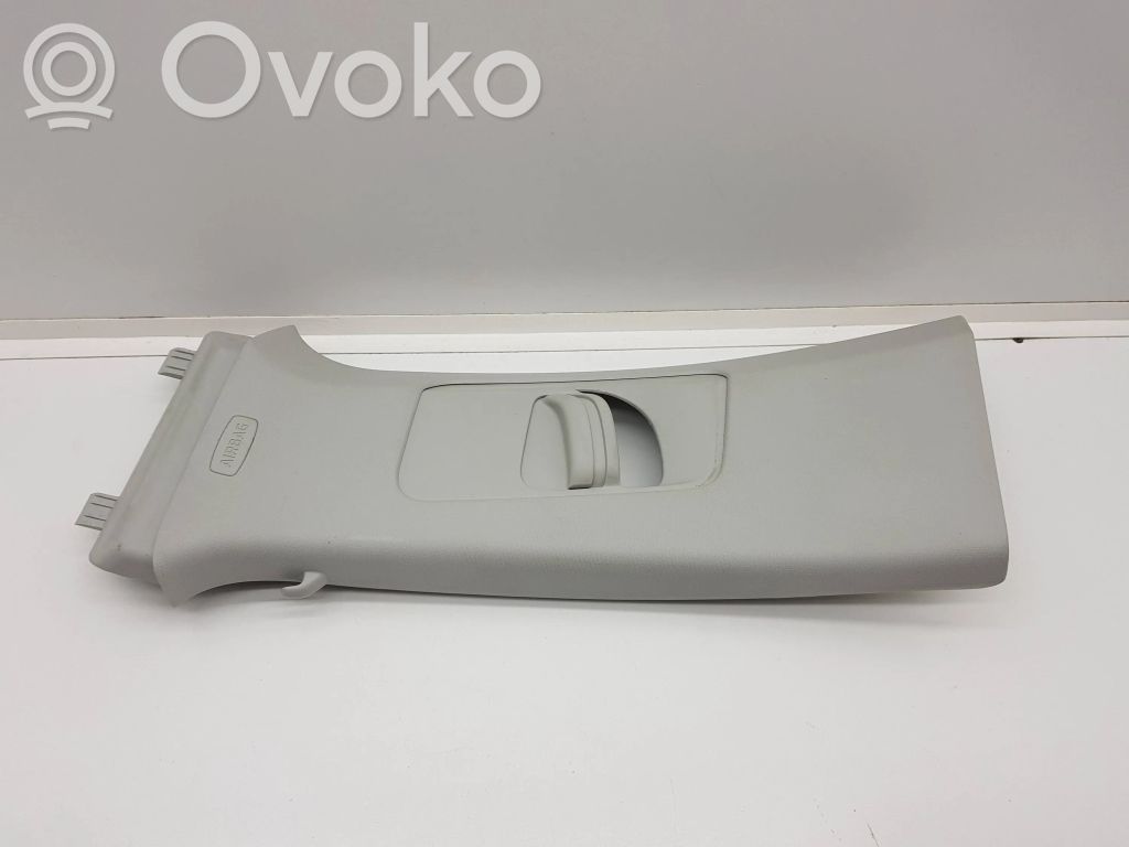 Osłona górna słupka / B   657868311