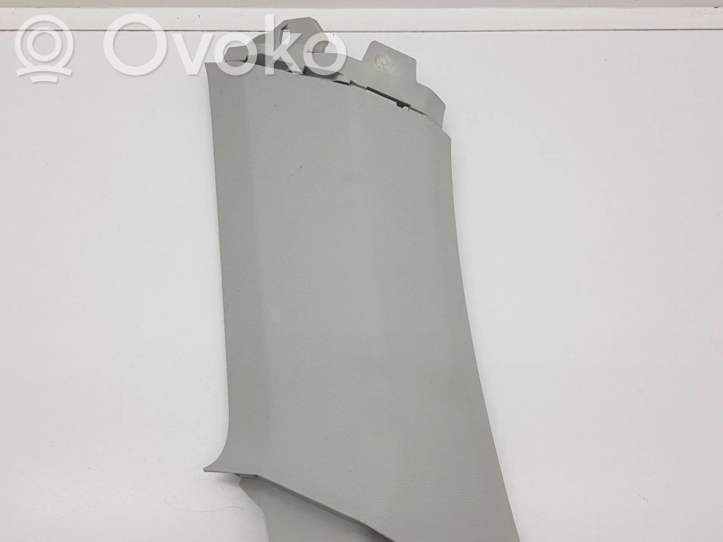 Skoda Scala (D) garniture de pilier (haut) 