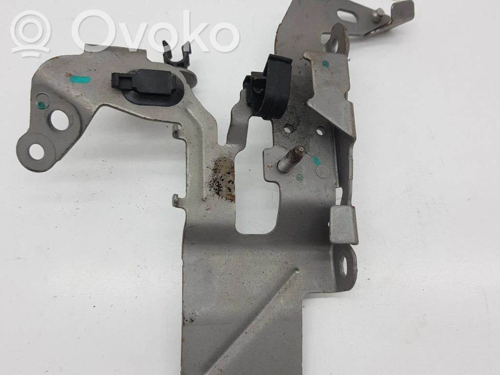 Renault Kangoo II Kita variklio skyriaus detalė 