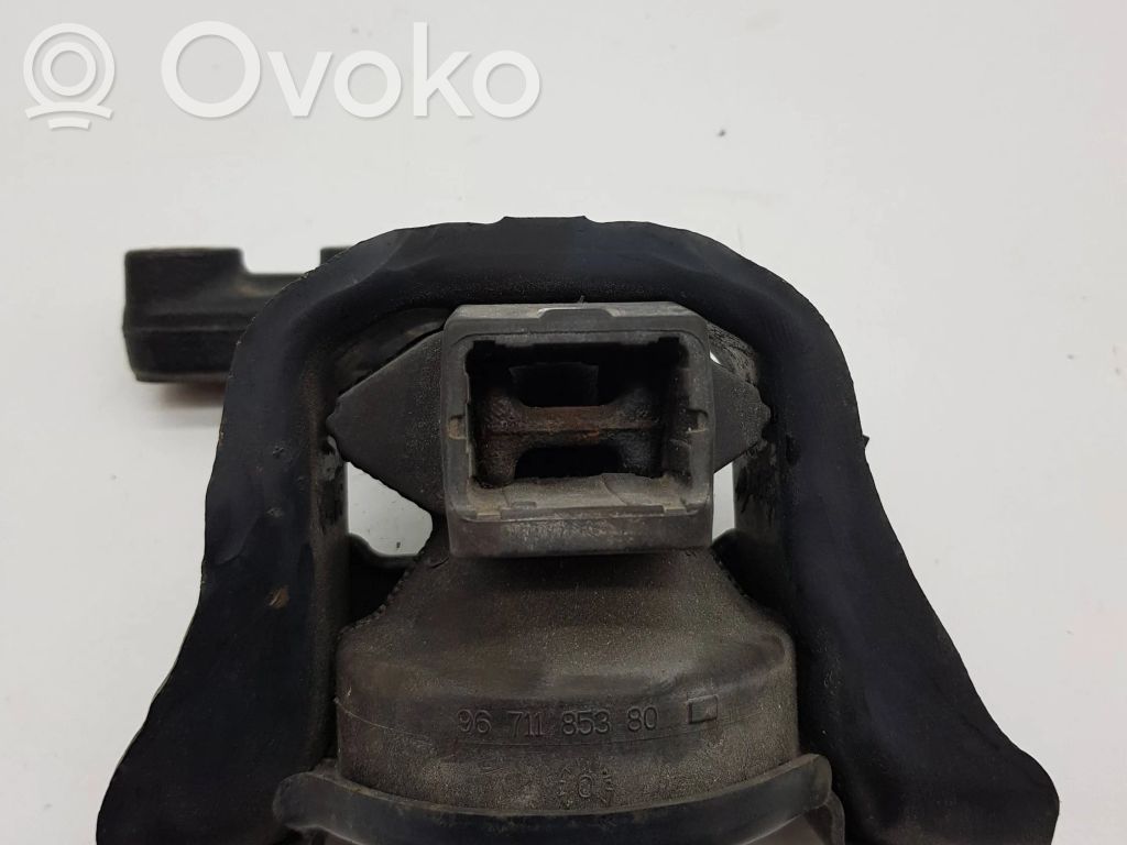 Citroen DS3 Engine mount bracket 