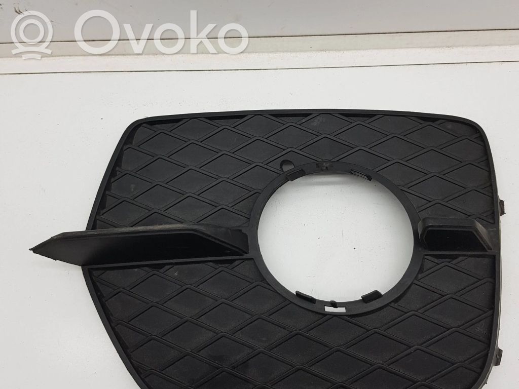 BMW X6 E71 Apakšējais režģis (trīsdaļīgs) 