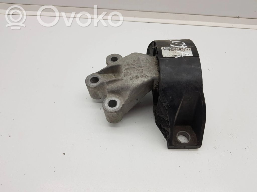 Renault Zoe Engine mount bracket 