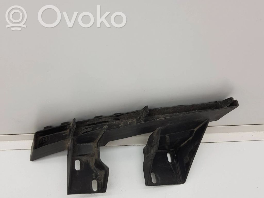 Audi Q7 4L Front bumper mounting bracket 