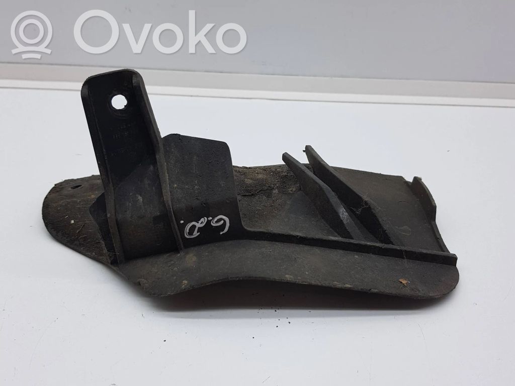 Volkswagen Jetta VI Rear mudguard 
