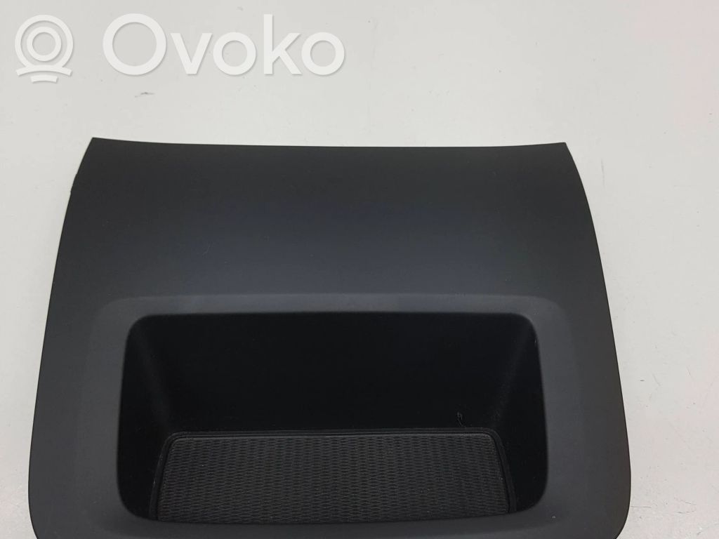 Volvo XC60 Cita veida salona detaļa 