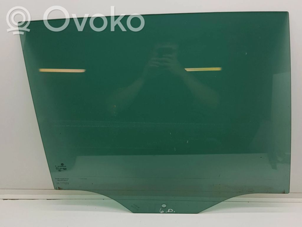 Volkswagen Tiguan Rear door window glass 