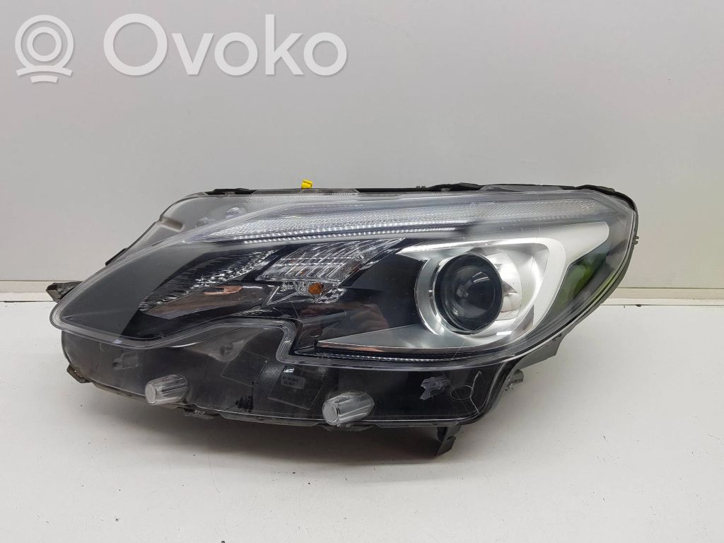 Peugeot 2008 I Headlight/headlamp 