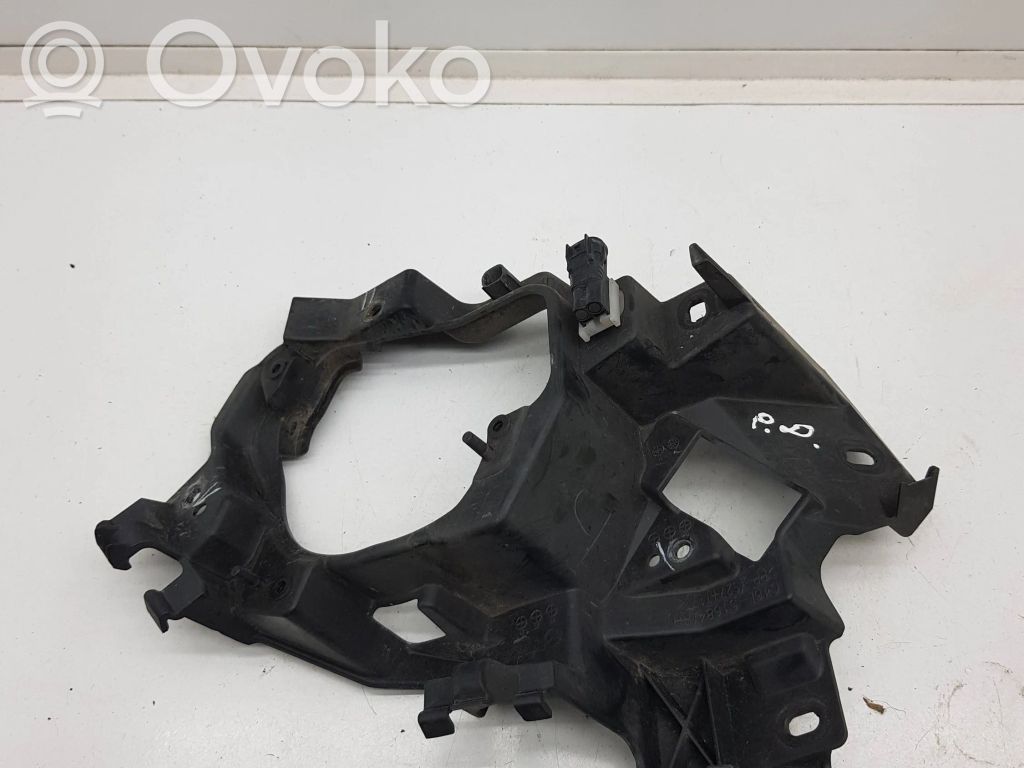 Mazda 6 Fog light bracket 