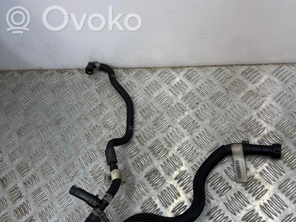 BMW 5 F10 F11 Fuel line pipe 