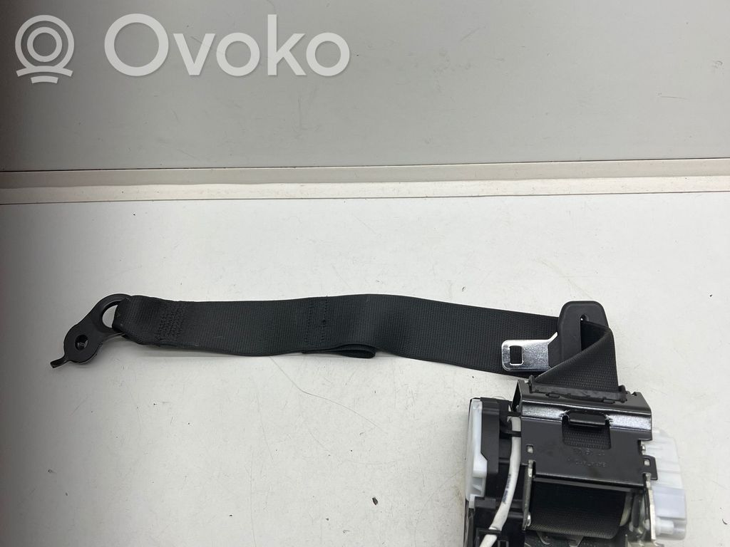 BMW 2 F46 Pas bezpieczeństwa fotela tylnego 