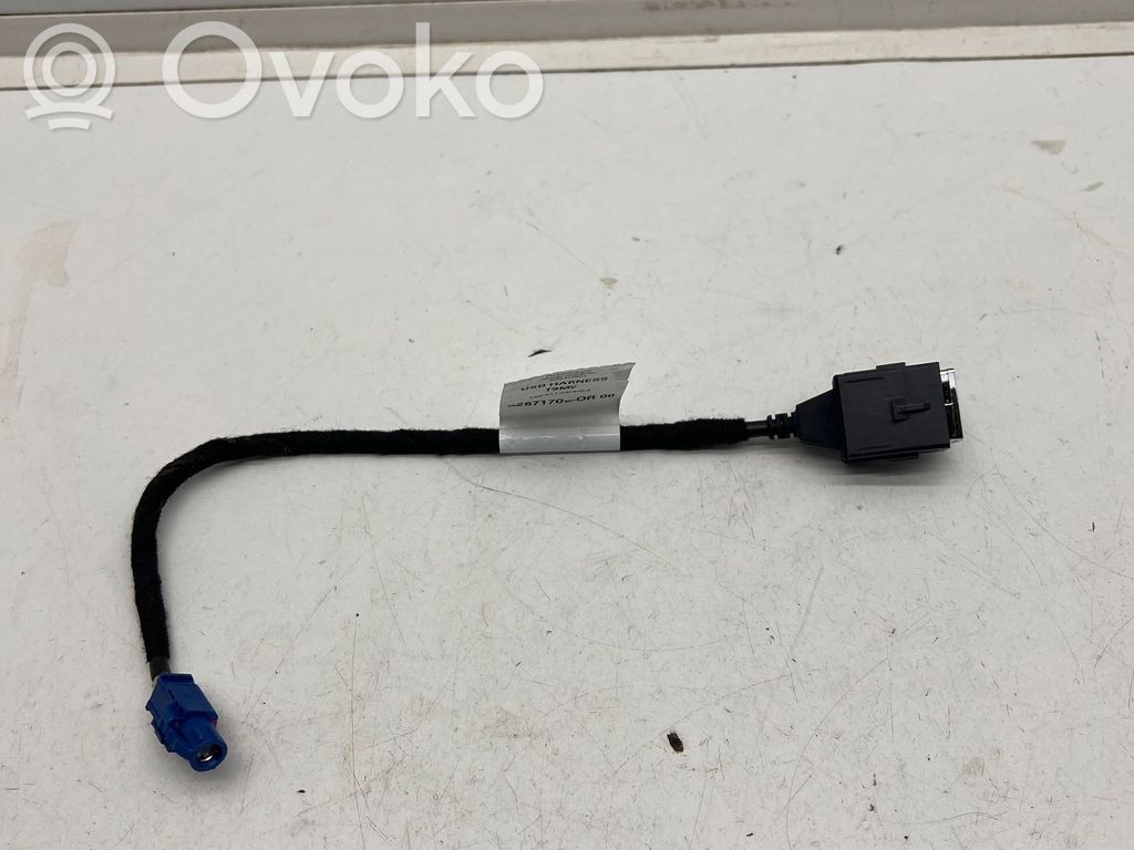 Peugeot 308 Enchufe conector USB 