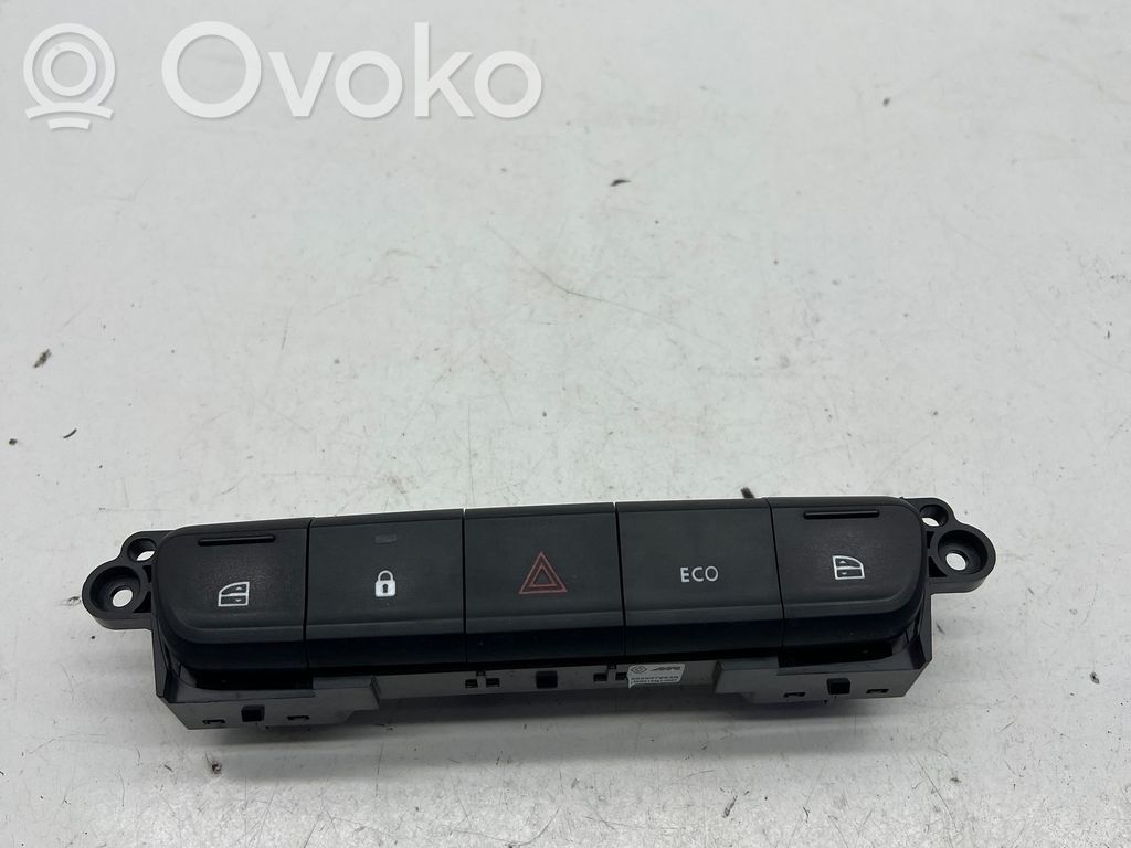 Dacia Spring Other switches/knobs/shifts 