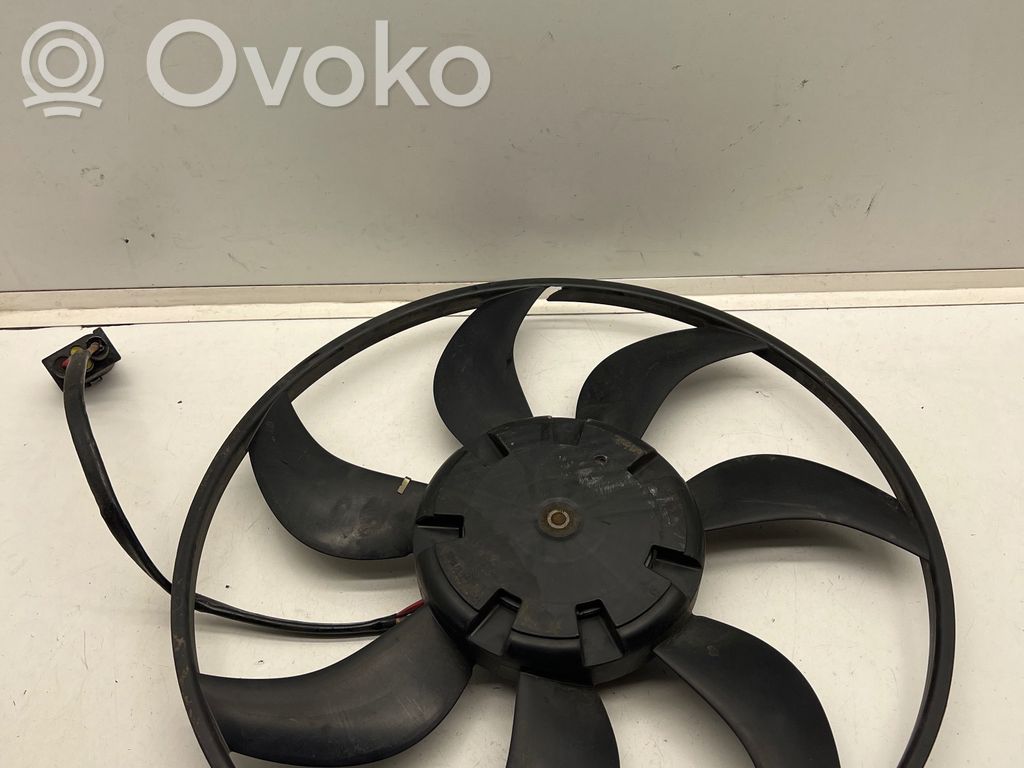 Volkswagen Golf VII Elektrisks radiatoru ventilators 