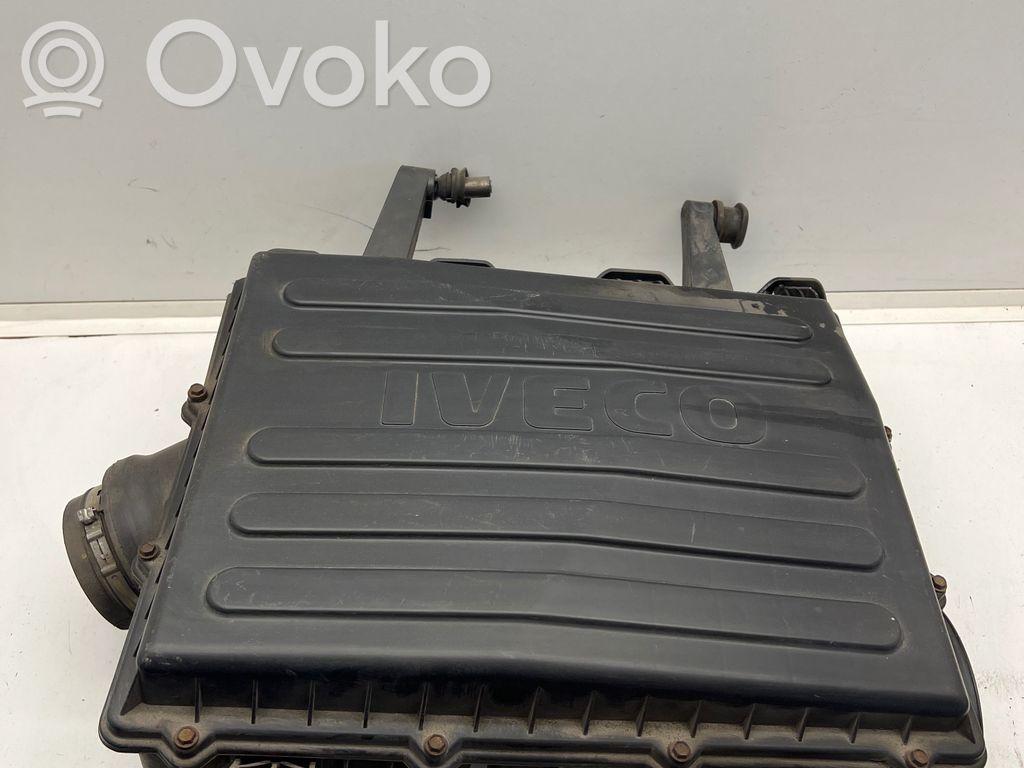 Iveco Daily 6th gen Obudowa filtra powietrza 