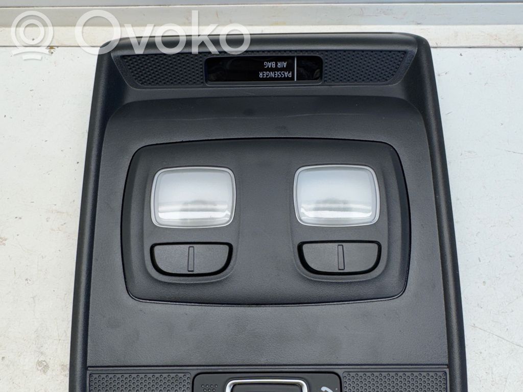 Renault Clio V Luz del asiento delantero 